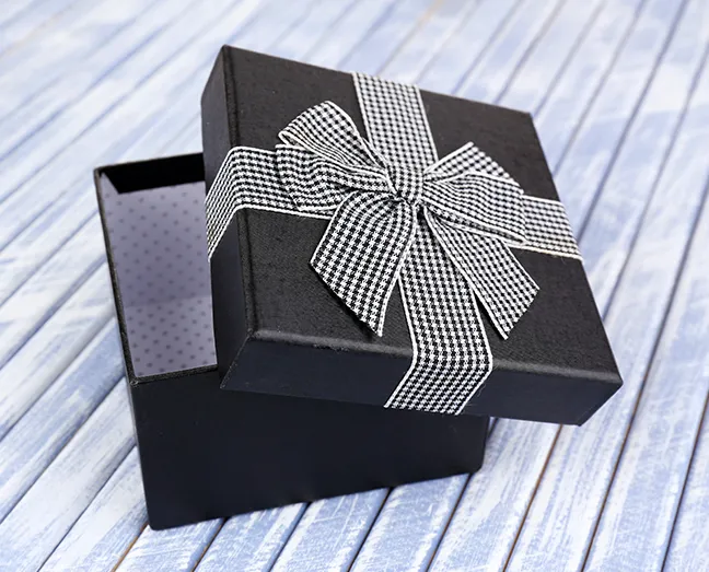 Gift Boxes With Lids-0