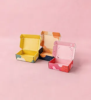 Colored Mailer Boxes