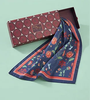 Custom Scarf Boxes